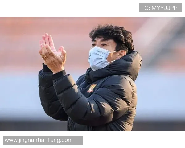 南京足球队转型之路的挑战赛特别报道与未来展望 南京足球队转型之路的挑战赛特别报道与未来展望