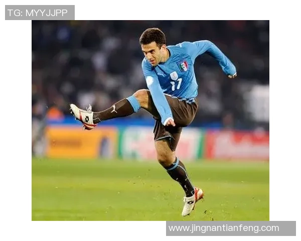 成都网球队在联合会杯中的团队协作表现分析与点评 成都网球队在联合会杯中的团队协作表现分析与点评