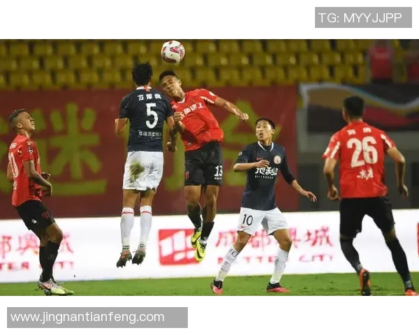 重庆足球队灵活性变革引发热议助力球队崛起与发展 重庆足球队灵活性变革引发热议助力球队崛起与发展